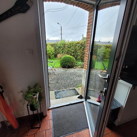 Studio Bienvenue Du Cote De Chez Nous Avec Jardin Privatif Wignehies Kültér fotó