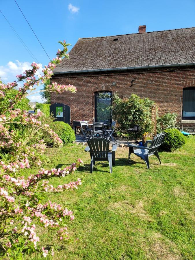 Studio Bienvenue Du Cote De Chez Nous Avec Jardin Privatif Wignehies Kültér fotó