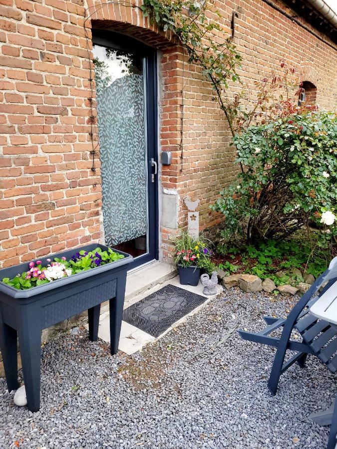 Studio Bienvenue Du Cote De Chez Nous Avec Jardin Privatif Wignehies Kültér fotó