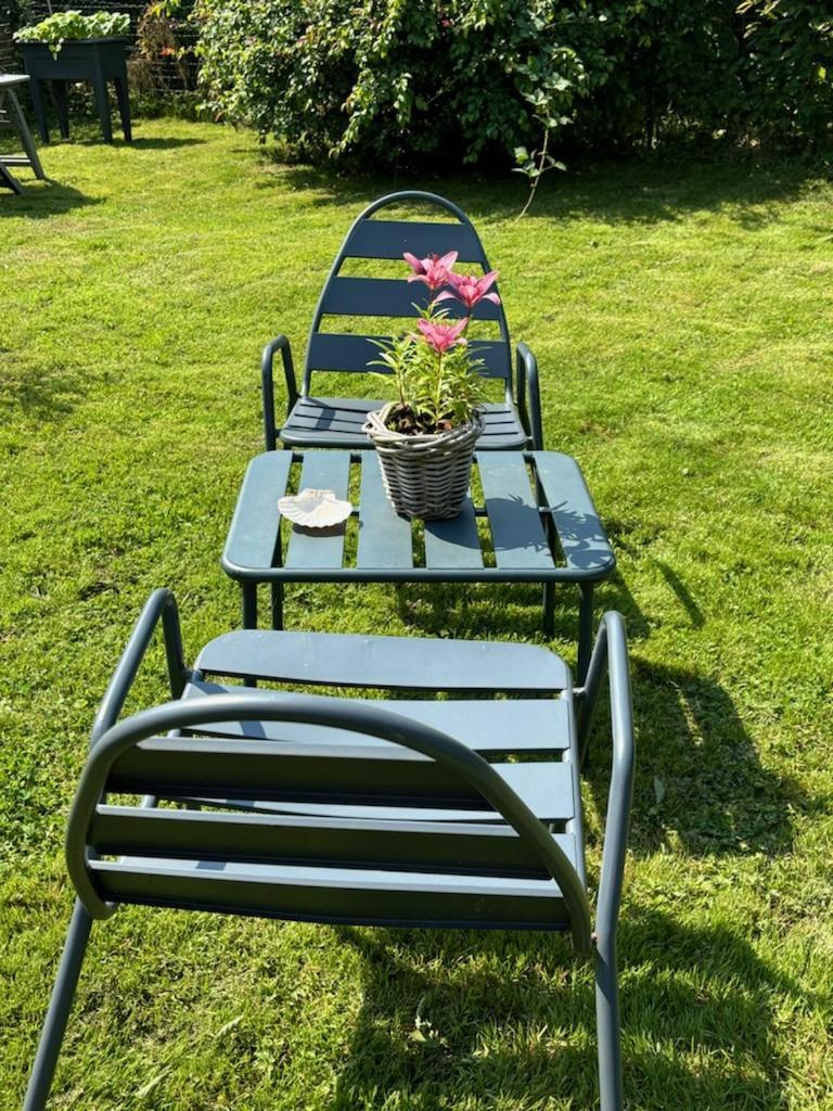 Studio Bienvenue Du Cote De Chez Nous Avec Jardin Privatif Wignehies Kültér fotó